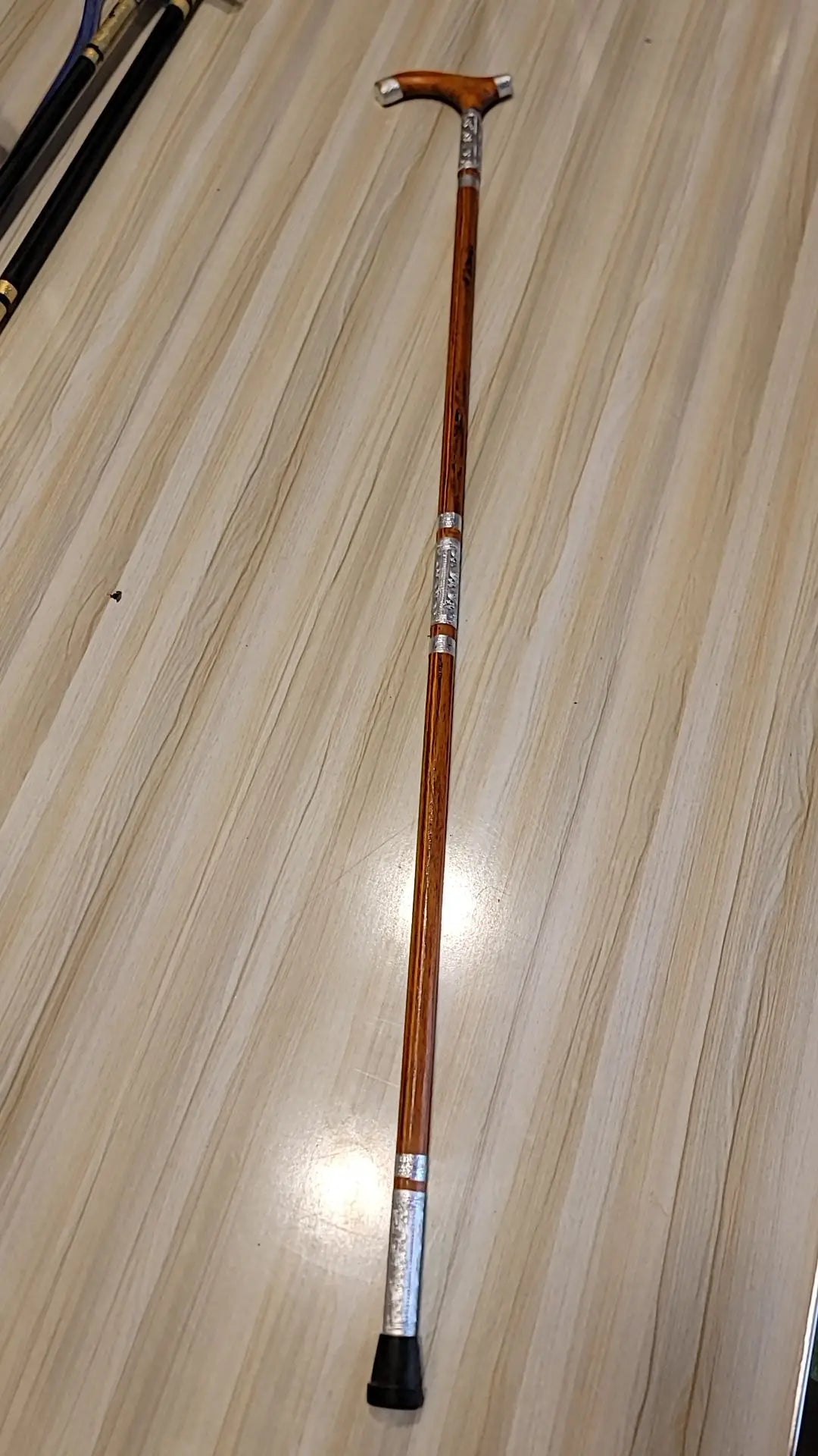 Premium Art Design Wooden Walking Stick – Elegant & Durable