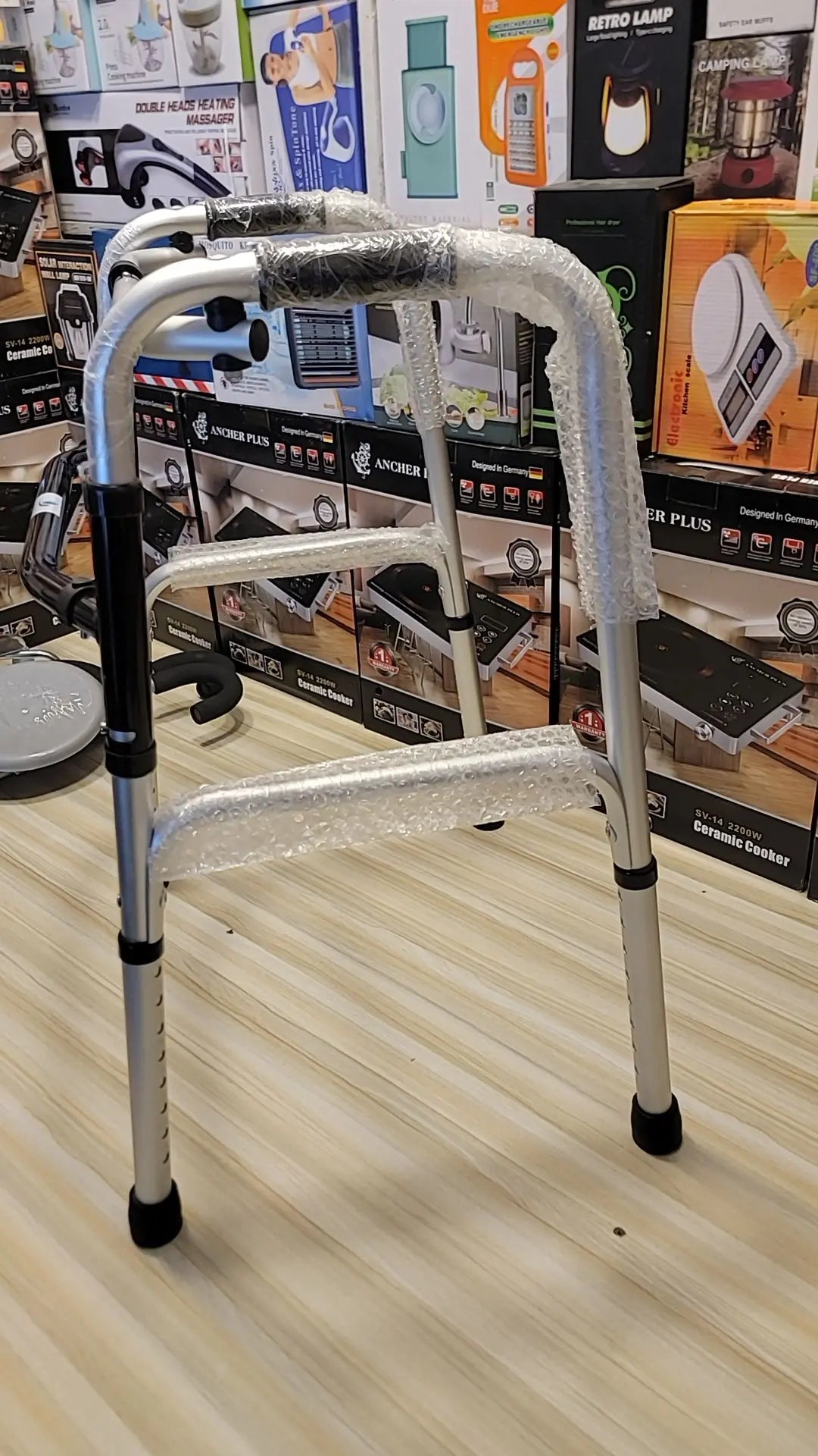 πΆββοΈ Foldable Walker for Seniors & Patients β Strong, Lightweight & Adjustable