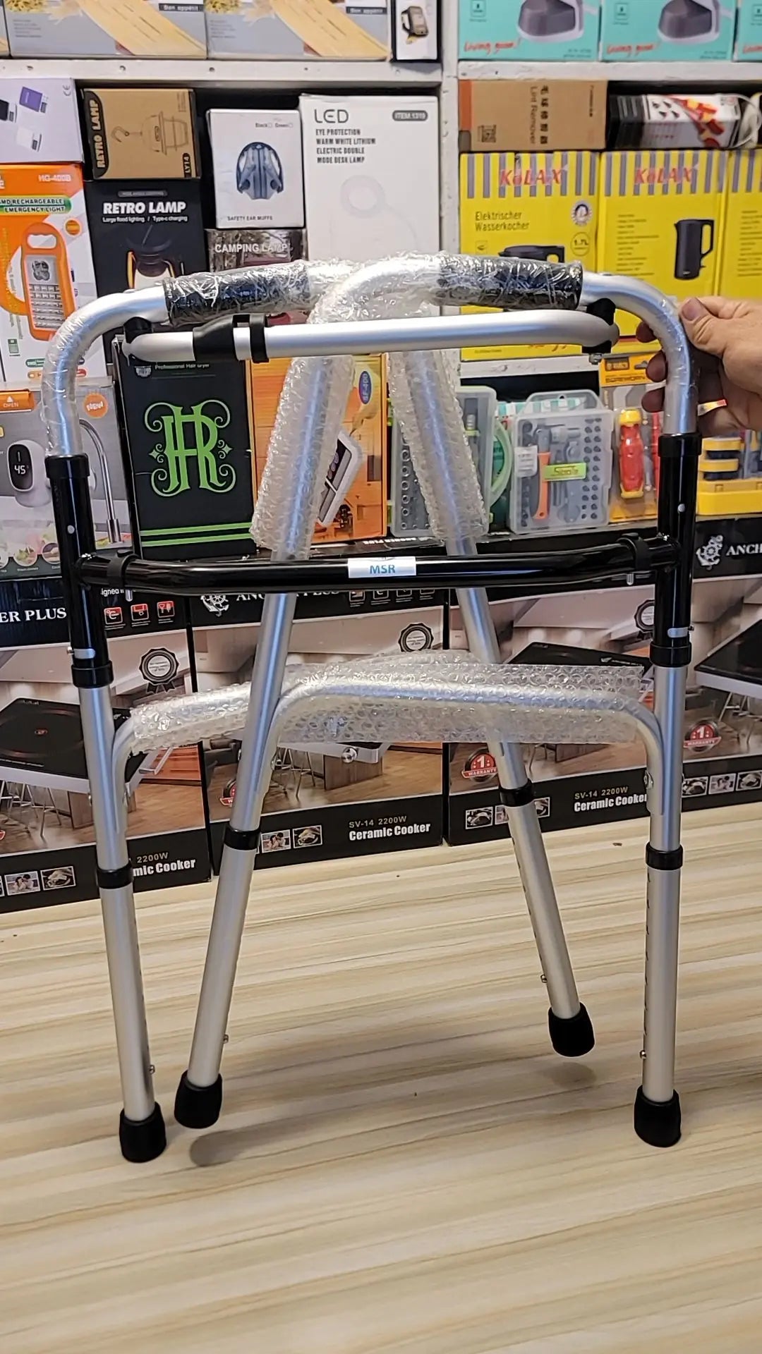 πΆββοΈ Foldable Walker for Seniors & Patients β Strong, Lightweight & Adjustable