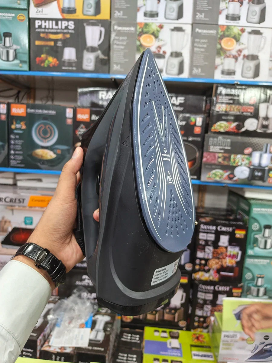 Panasonic 2200W Steam Iron Model ST-2201 with 450ml Water Tank