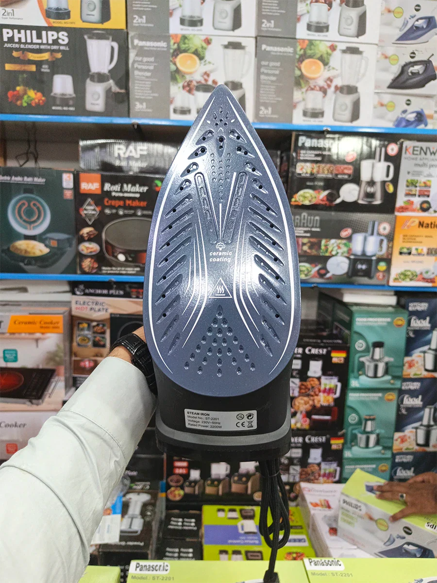 Panasonic 2200W Steam Iron Model ST-2201 with 450ml Water Tank