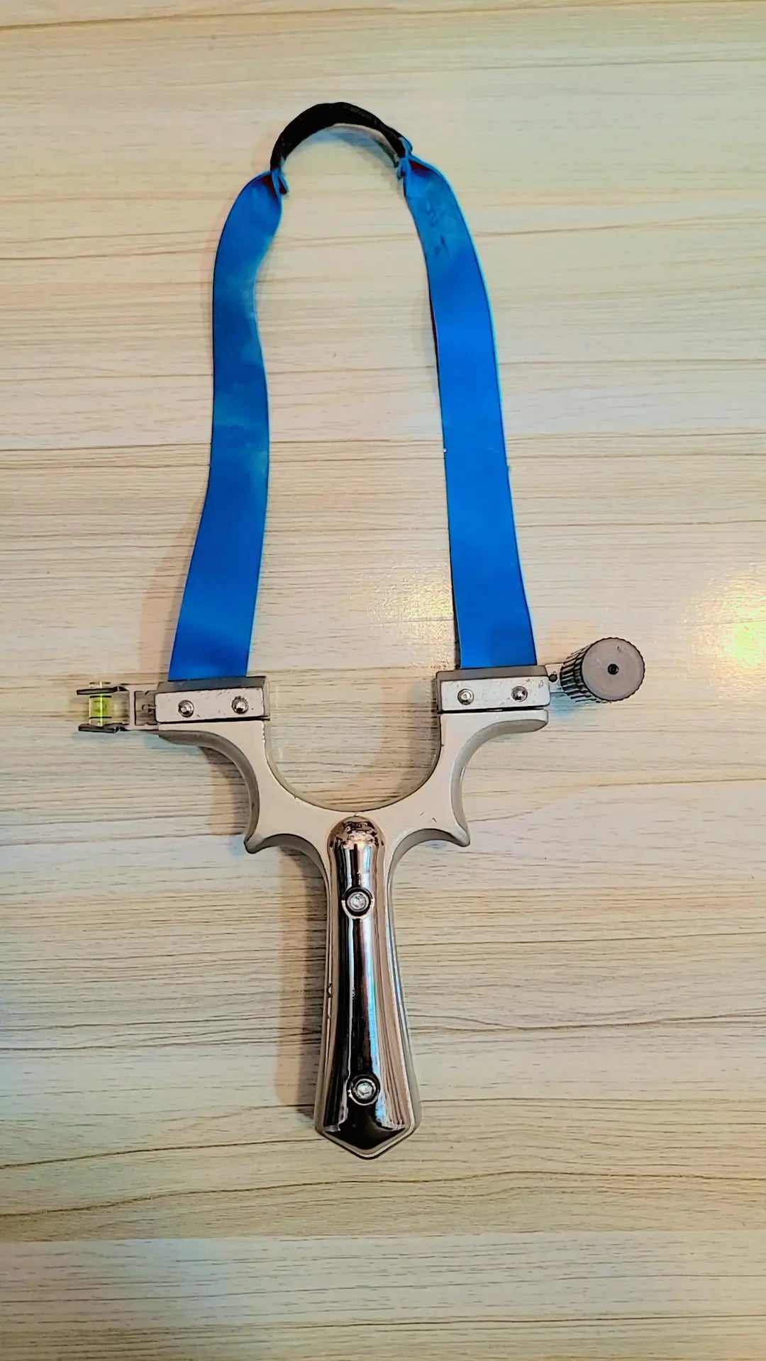 Steel Slingshot with with laser and water level | Lalaimport.pk