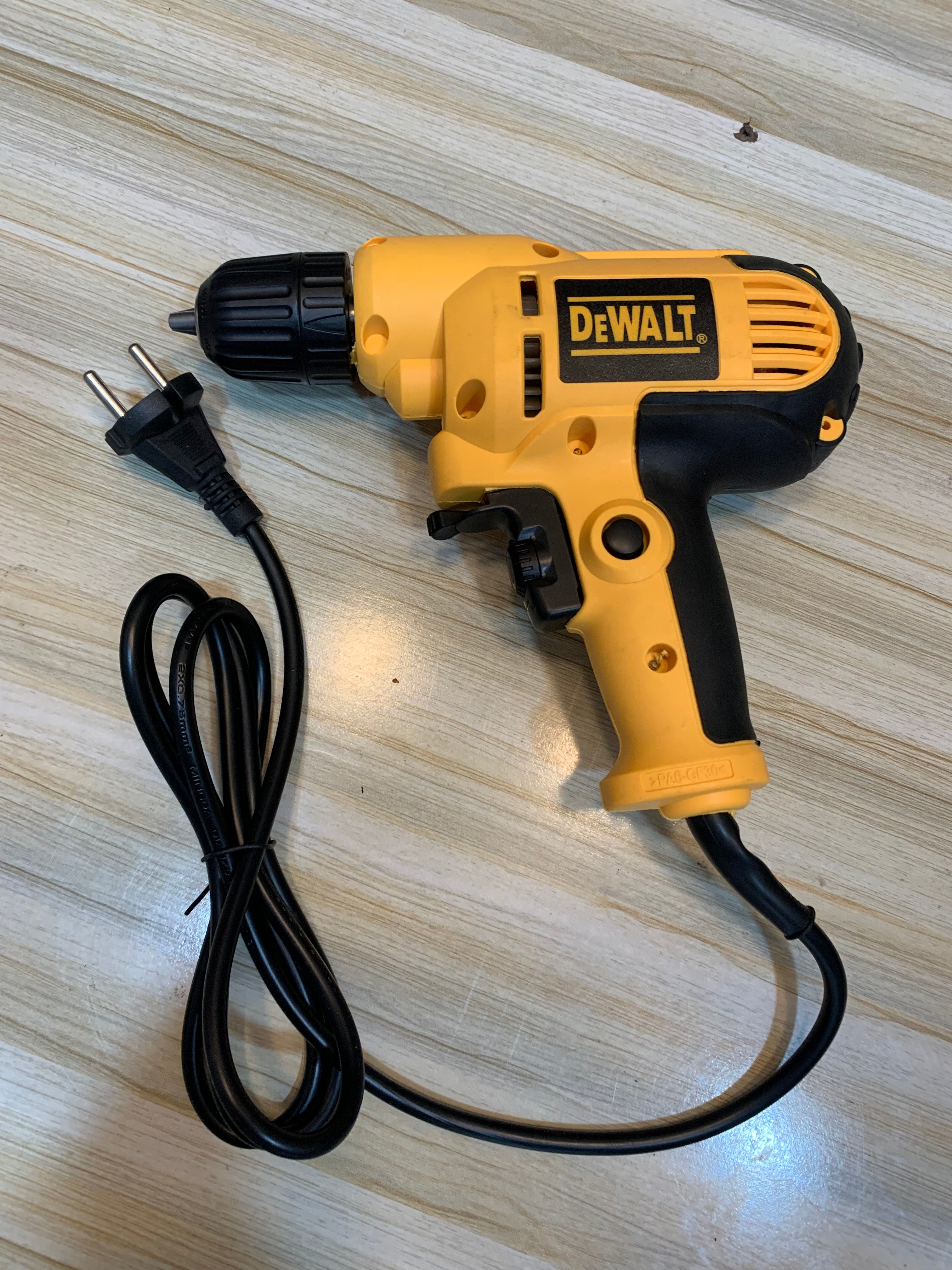 DeWalt Electric Drilling Machine -best price in pakistan|Lalaimport.pk ...