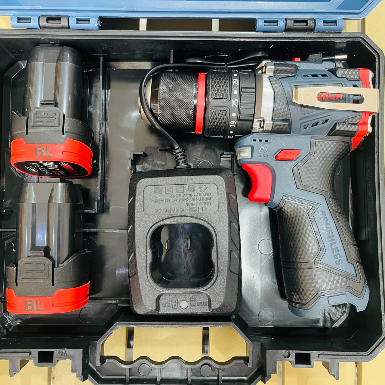 Bosch Compact Brushless Hammer Drill – Dual Battery Kit
