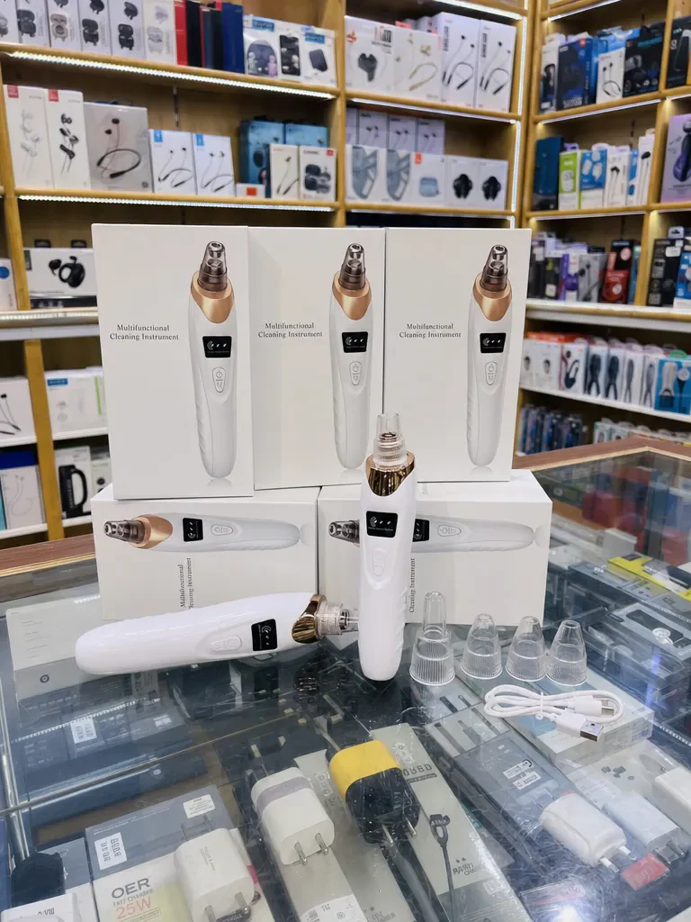 Rechargeable Multifunctional Blackhead Remover Vacuum with 5 Suction Heads