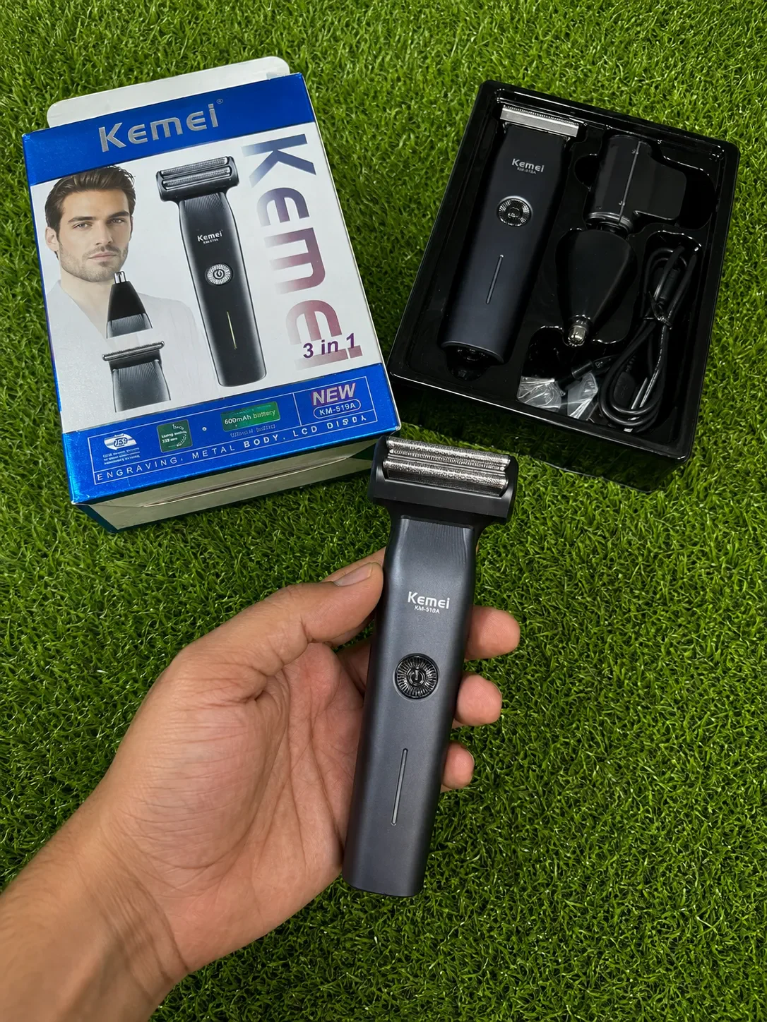 Kemei KM-519A 3-in-1 Rechargeable Men's Grooming Kit Product Image